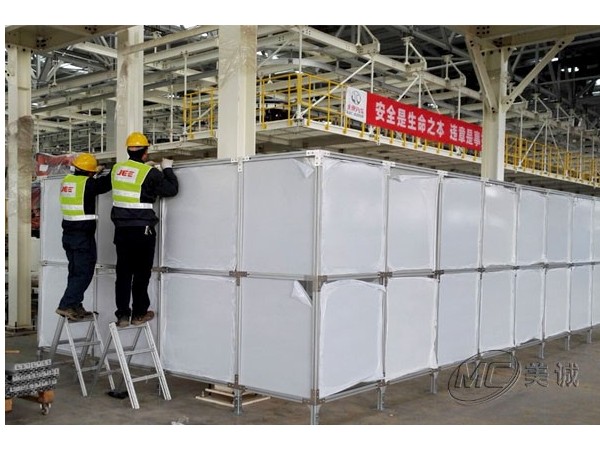 做防護圍欄為什么要選工業鋁型材？